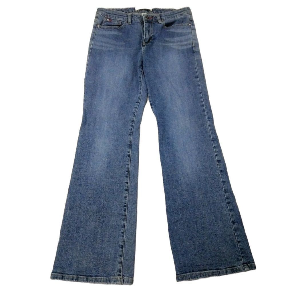 TOMMY HILFIGER Straight Cut Women’s Sz 6 Light Wash Jeans button fly 5 pockets